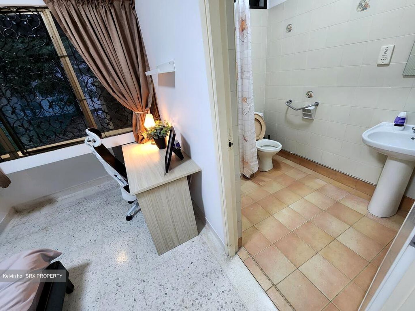 Eastwood Green (D16), Terrace #529755661